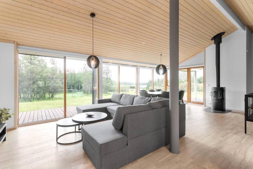 Scandinavian Villa In South Iceland Laugaras Exterior foto
